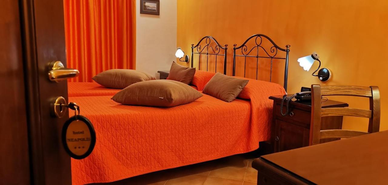 Hotel Neapolis מראה חיצוני תמונה
