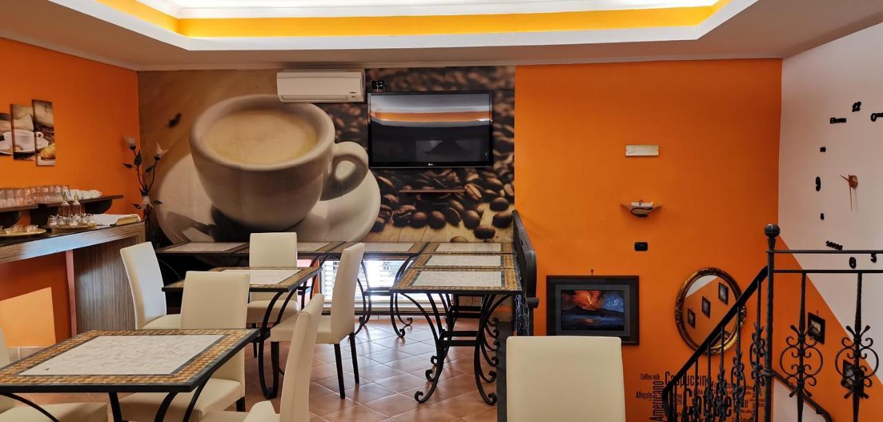 Hotel Neapolis מראה חיצוני תמונה