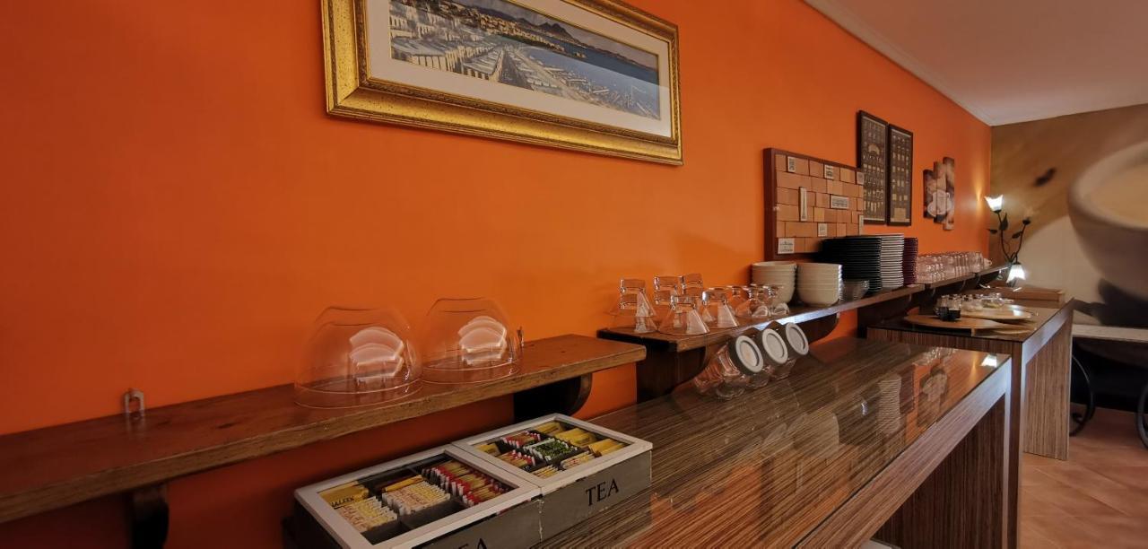 Hotel Neapolis מראה חיצוני תמונה
