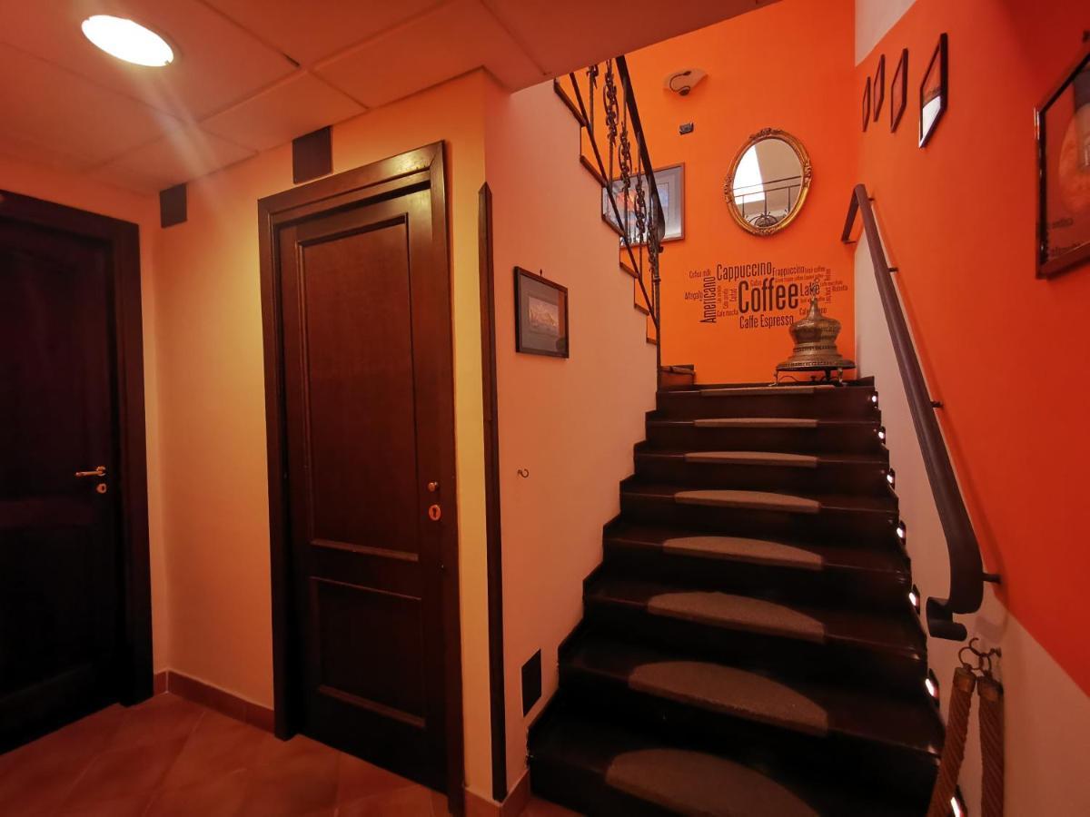 Hotel Neapolis מראה חיצוני תמונה